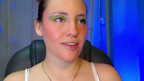 Snapshot of lulugh_ chatting on 11.24.25 lulu online show from 11.24.25