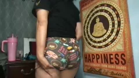 Snapshot of luluvalenttine chatting on 05.16.26 LuLu Valenttine Hot Sexy HawaiianCape Verde online show from 05.16.26