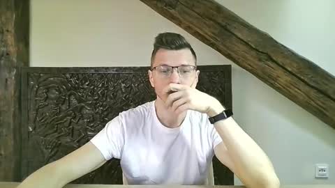 Andrew independent model 2000-0000 CET daily online show from 05.12.26