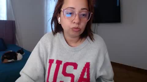 Snapshot of lumi_84 chatting on 01.19.25 LUMI online show from 01.19.25