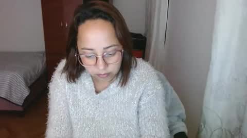 Snapshot of lumi_84 chatting on 02.14.25 LUMI online show from 02.14.25