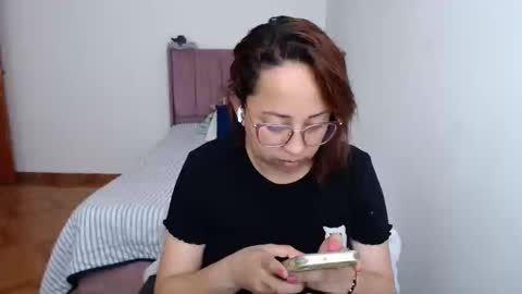 Snapshot of lumi_84 chatting on 02.24.25 LUMI online show from 02.24.25