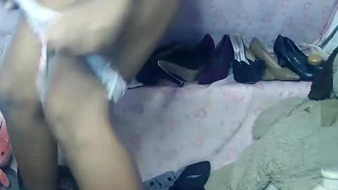 Snapshot of luna019 chatting on 11.07.25 Luna online show from 11.07.25