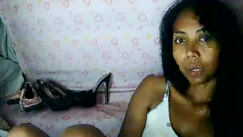 Snapshot of luna019 chatting on 11.24.25 Luna online show from 11.24.25