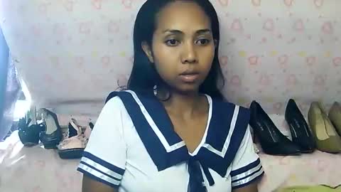 Snapshot of luna019 chatting on 12.16.25 Luna online show from 12.16.25