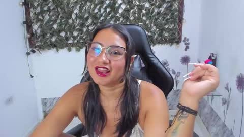 Luna  online show from 12.03.25