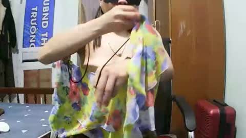 luna_beauty25 online show from 03.31.26