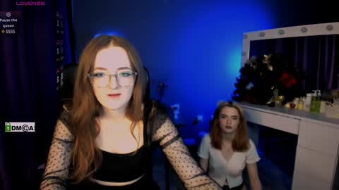 luna_berryy online show from 02.08.25