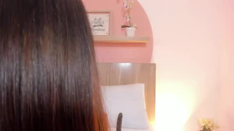 Snapshot of luna_blazze_ chatting on 06.03.26 L U N A online show from 06.03.26