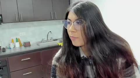 luna  online show from 09.12.25