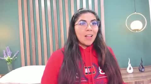 luna  online show from 09.26.25