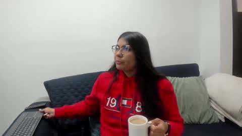 luna  online show from 09.28.25