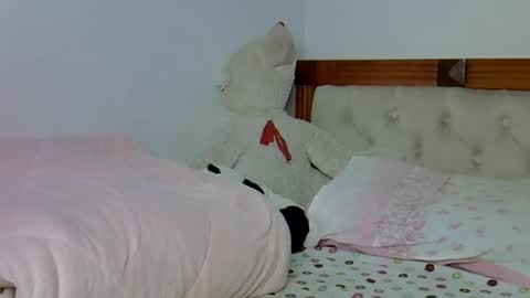 Snapshot of luna_empress chatting on 06.04.26 maskedmalkia online show from 06.04.26