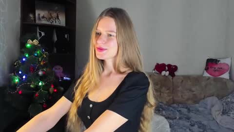 luna_evan online show from 12.25.24