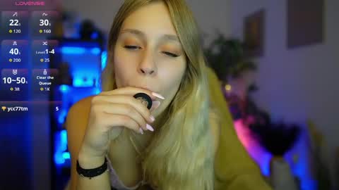 luna_grace18 online show from 04.22.26