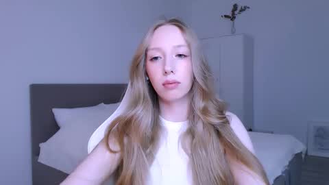 Luna online show from 12.15.25