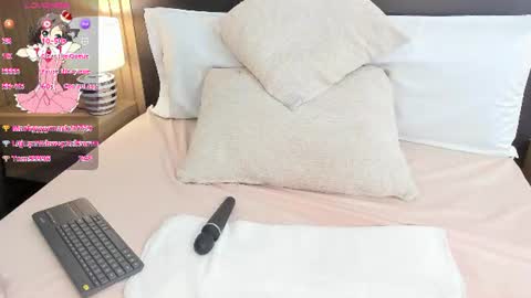 luna_kiss18 online show from 06.26.26