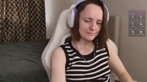 luna_loveeee online show from 09.28.25