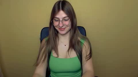 Luna online show from 11.18.25