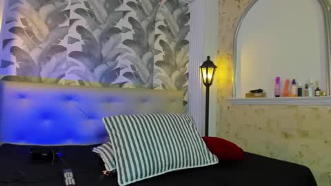 Luna Morgan online show from 02.13.25