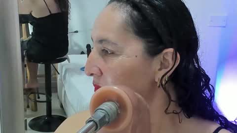 Snapshot of luna_naughty1 chatting on 02.17.26 luna_naughty1 online show from 02.17.26