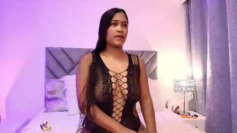 luna_queen7 online show from 06.15.26