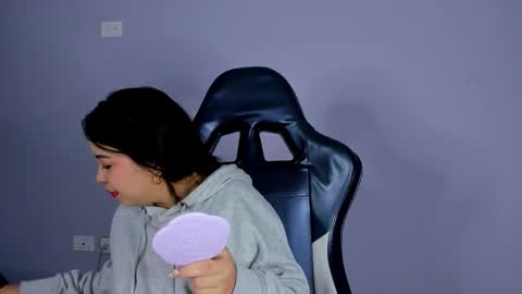 Luna  online show from 12.05.25