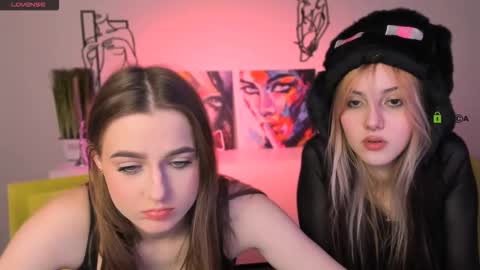 Snapshot of luna_tin chatting on 11.10.25 Luna online show from 11.10.25