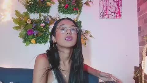 luna_valen online show from 03.10.26