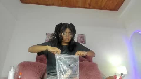 luna_velveth1 online show from 02.02.26