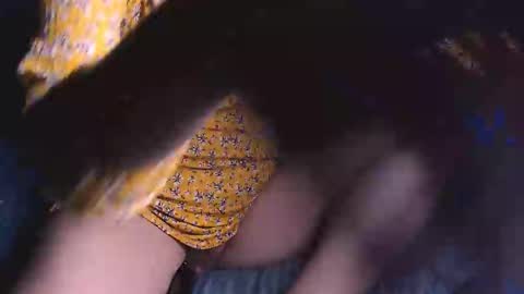 Snapshot of lunaafox chatting on 10.19.25 lunaafox online show from 10.19.25