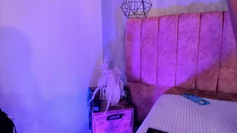 luna arias online show from 06.19.26