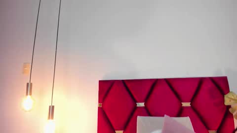 Snapshot of lunaaspen chatting on 11.11.25 Luna Aspen online show from 11.11.25