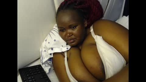 lunabloom01 online show from 01.15.26