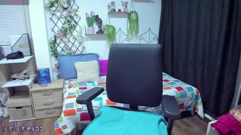 Snapshot of lunagasai_ chatting on 01.27.25 Luna online show from 01.27.25