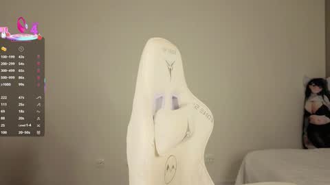 Luna online show from 12.17.25