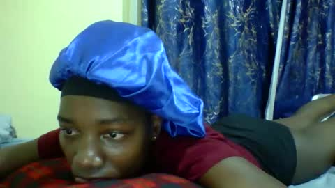 lunah_kitty online show from 05.16.26