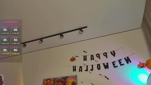 Luna online show from 10.30.25