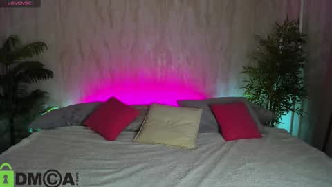 Varvara online show from 11.22.25