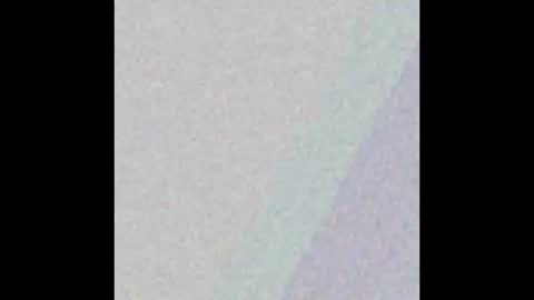 Snapshot of lunalatinacoo chatting on 11.24.25 LUNA online show from 11.24.25