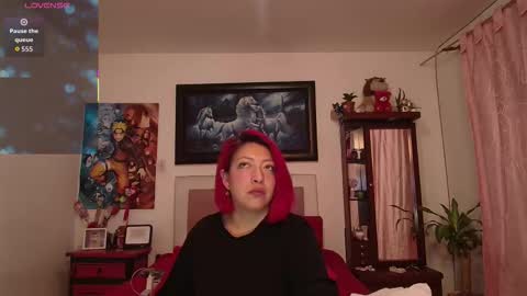 Snapshot of lunalatinacoo chatting on 12.14.25 LUNA online show from 12.14.25