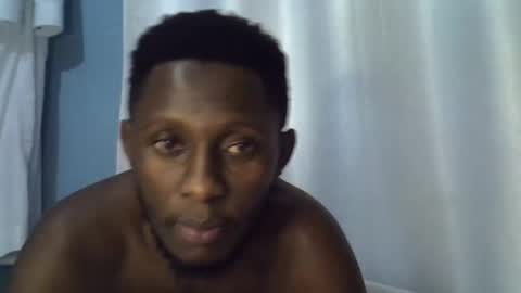 lunalove22_ online show from 11.17.25