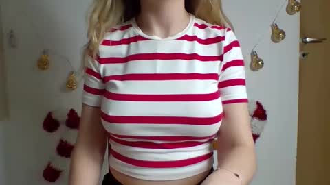 lunalovegood869275 online show from 12.03.25