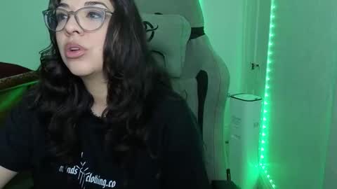 Luna Mae online show from 03.18.26