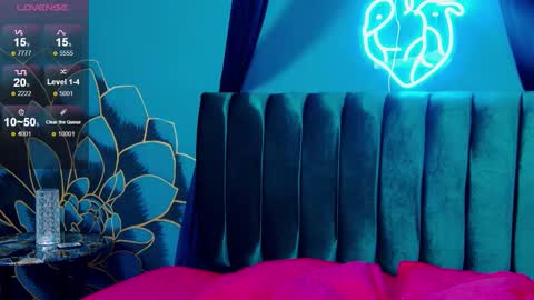 Luna online show from 11.20.25