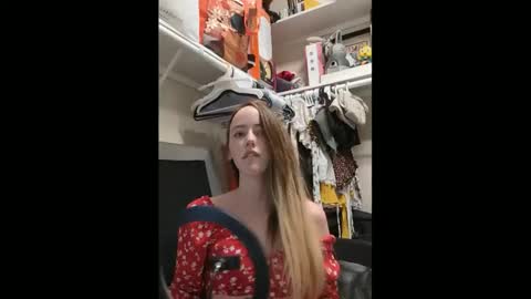 Snapshot of lunapixie2020 chatting on 01.17.25 lunapixie2020 online show from 01.17.25