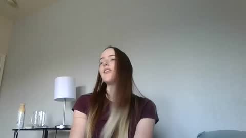 Snapshot of lunapixie2020 chatting on 09.19.25 lunapixie2020 online show from 09.19.25