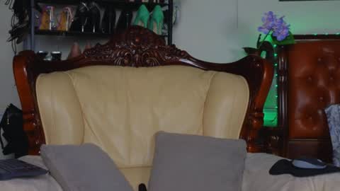 Snapshot of lunarishi chatting on 04.04.26 Luna Rishi online show from 04.04.26