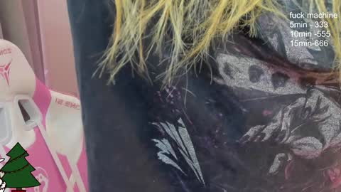 Kate online show from 12.21.24