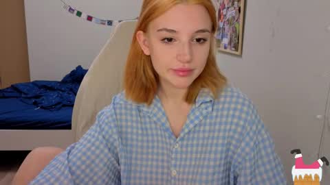 Snapshot of lunatale chatting on 12.22.25 Kate online show from 12.22.25